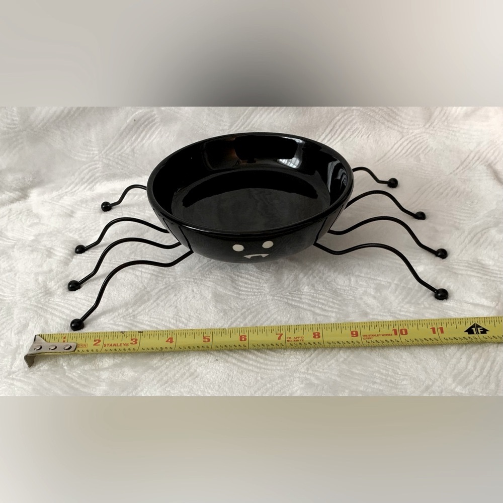 Halloween Spider Candy Dish and decor - Picture 7 of 9